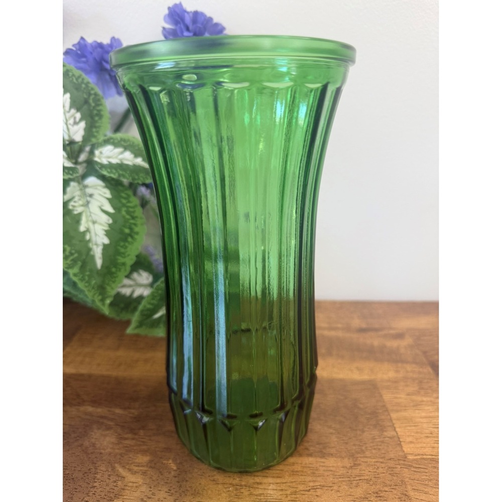 Vintage Hoosier Glass Emerald Green Vase 4088C Mid Century Retro‎ Pressed Glass